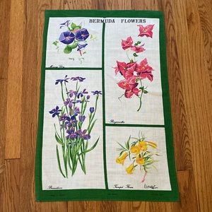 VTG Pure Linen Bermuda Flowers 30”x20”